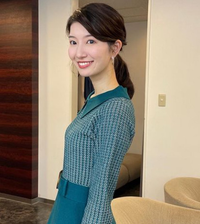 吉村恵里子の旨が強調された服を着ている画像6